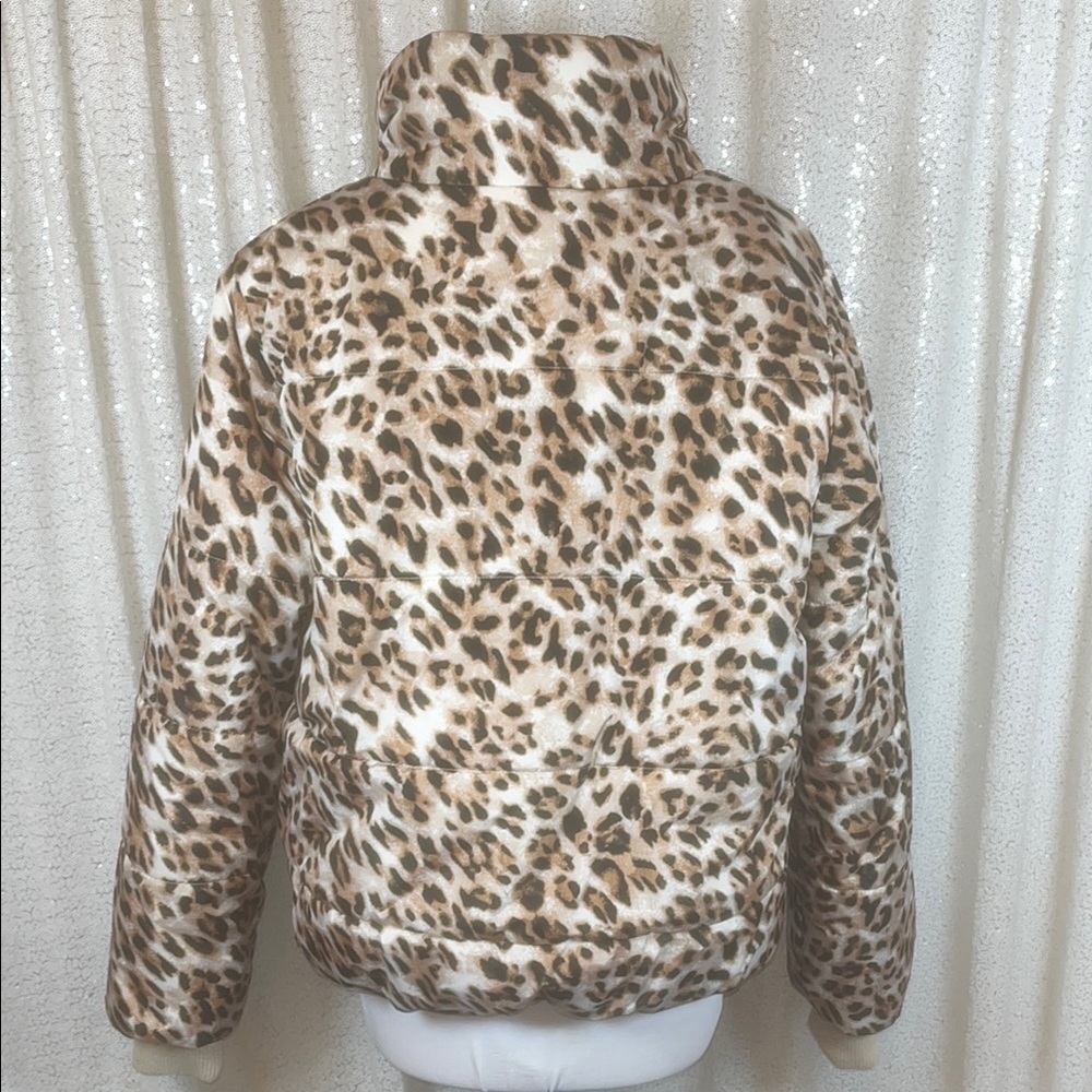 Gianni Bini Leopard Print Puffer - Picture 3 of 5